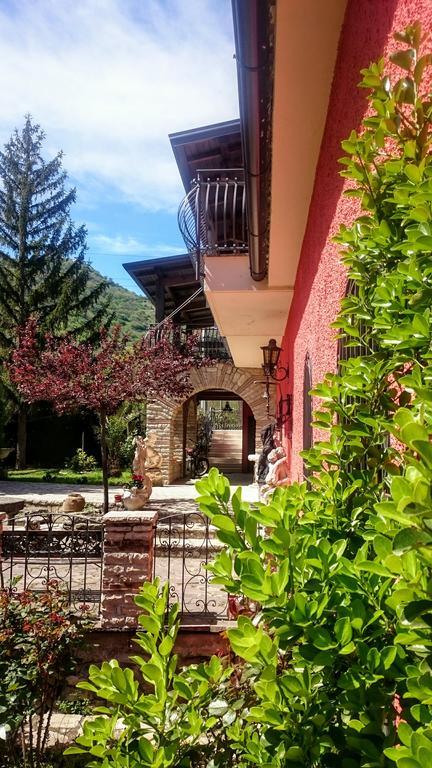 B&B Villa Damiani Brindisi Montagna Exterior photo